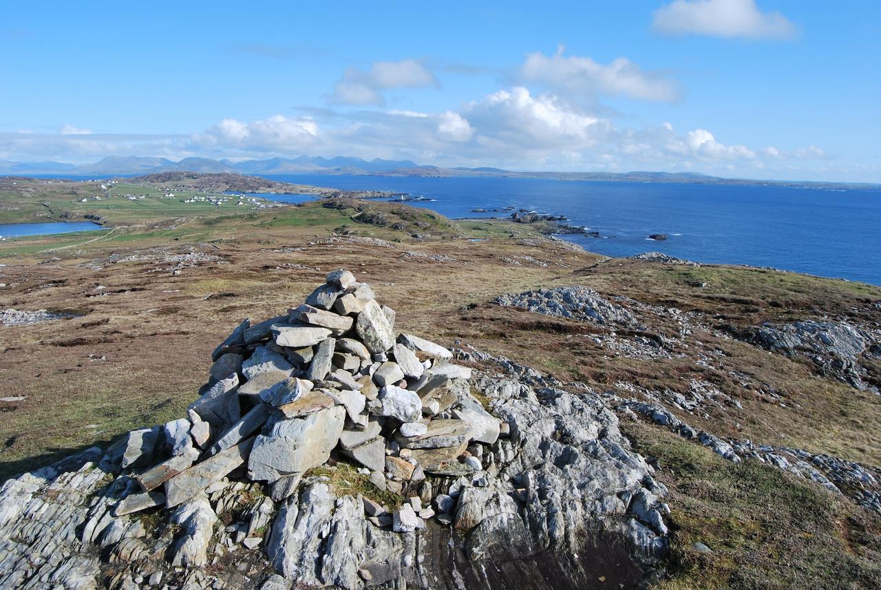Dolphin Hotel Inishbofin Exterior foto